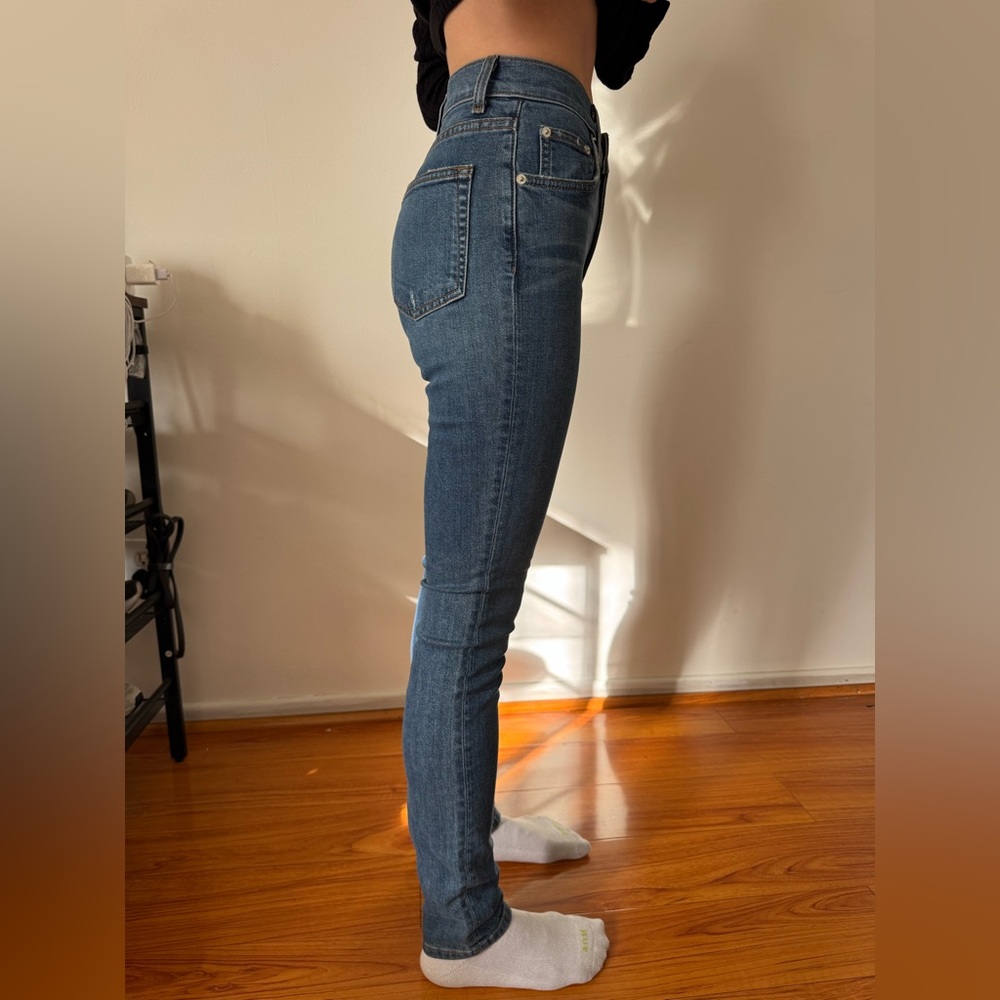 Reformation High Rise Blue Jeans - Picture 4 of 10